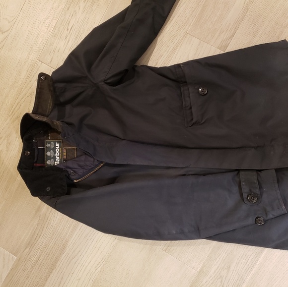 Barbour Classic Tartan Jacket - Picture 3 of 5